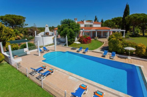 Villa Pinhal Santo by Villa Plus